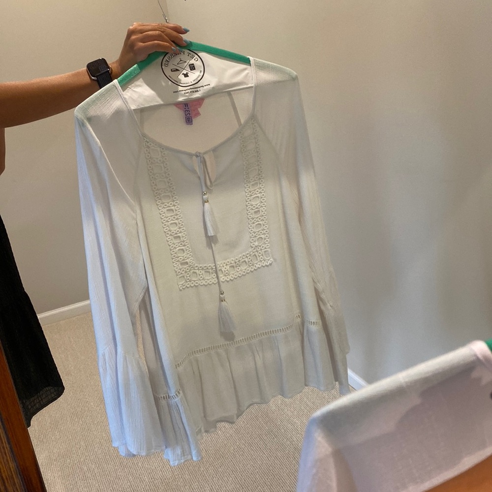 Lilly Pulitzer White top with tassels